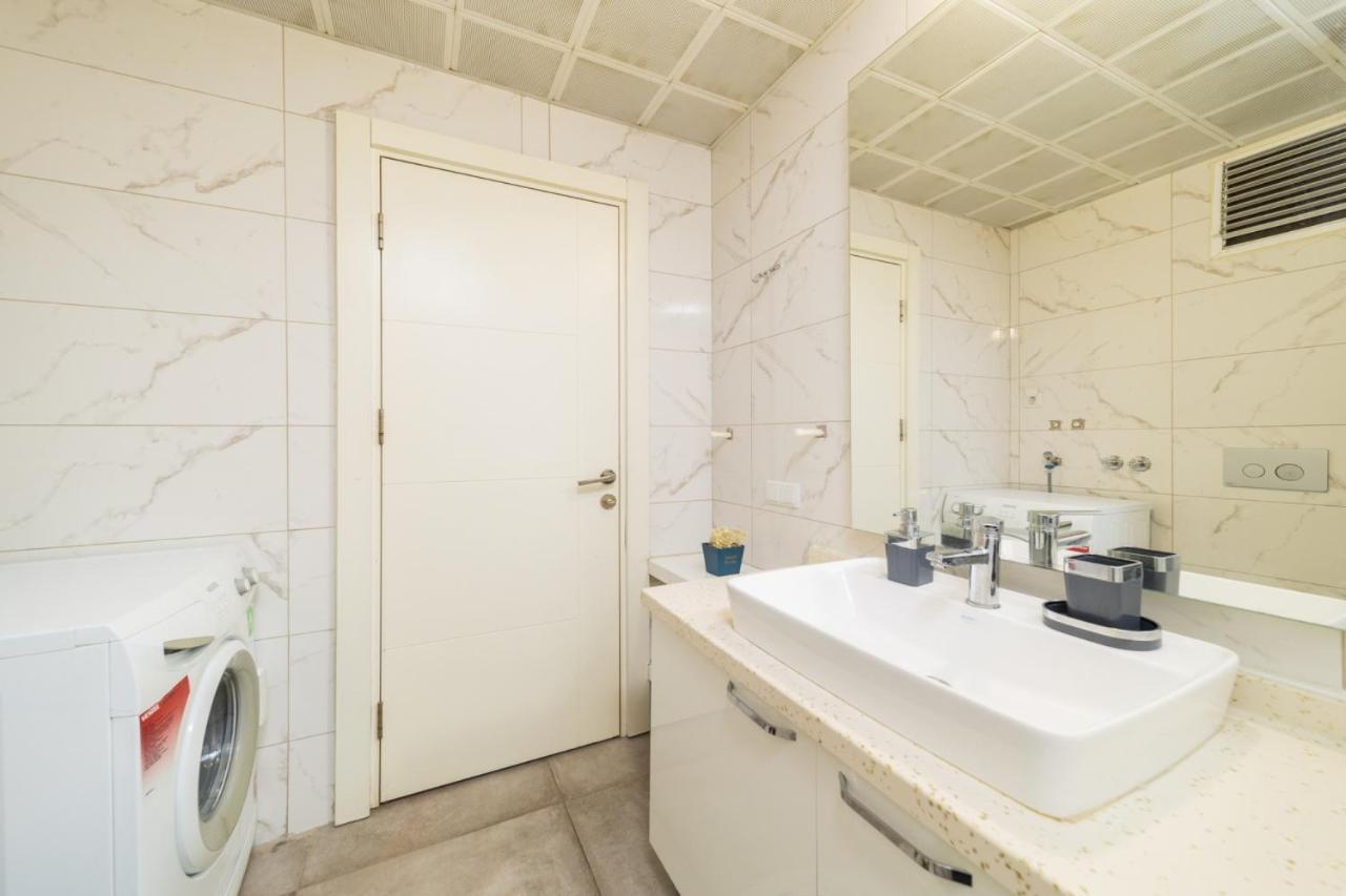 Daire Luminous Flat 15 Min To Hadrian Gates *